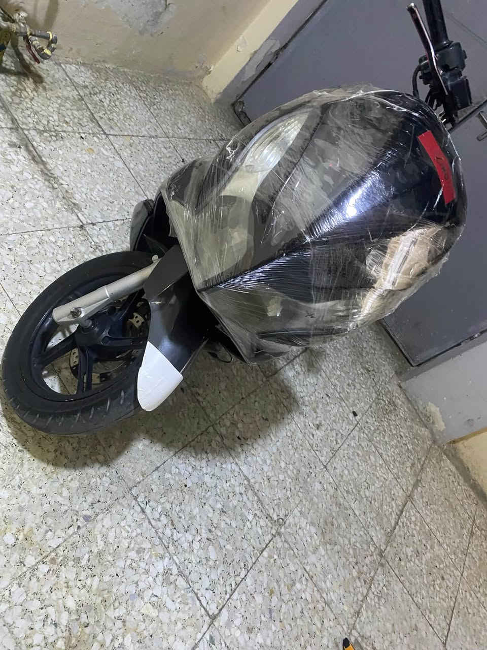 السلام عليكم pcx جيل اول ياباني للبيع مكينه كلش حلوه وناعمه دراجه  خير من الله  لون دراجه فيلي  كهربايات مكينه كلشي بيه نضيف 
***********
واساب فقط
