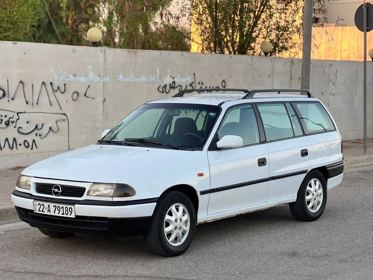 سلام عليكم اوپل استر ستيشن موديل  1995 ابيض ثلجي رقم ارييل محرك 16 قايش عريض سنويه جديده بيهه بطاقه بانزين صبغ بلادي بيهه ملاحظات گير محرك كهربائي كله شرط سعر 48 وبي مجال قليل شرط وكاله وتحويل
***********
***********
