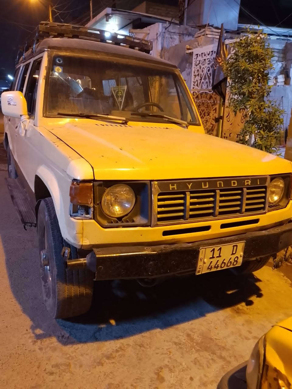 سياره للبيع تالوبه موديل1989
السعر 38 وبيهه مجال 
التواصل: ***********
