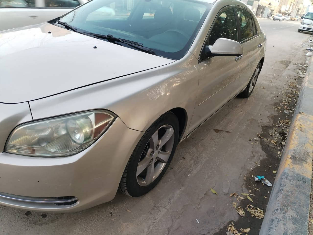 سلام عليكم ماليبو موديل ٢٠٠١٢ سياره مكفوله من كلشي عارضه ٧٥ وبيه مجال قليل الاتصال *********** مكانهه بغداد
