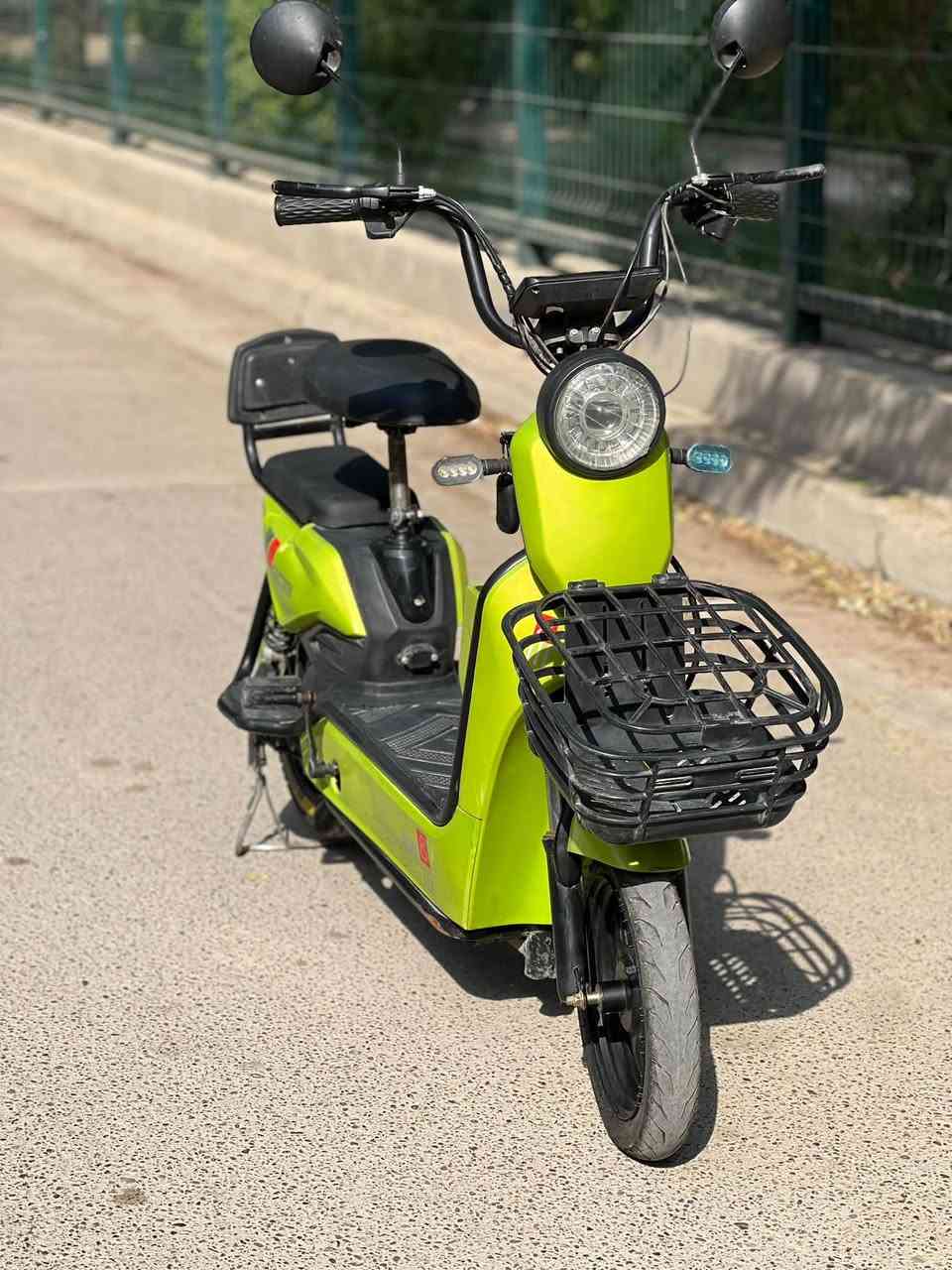 دراجة شحن • SK8 • بطاريات نص عمر