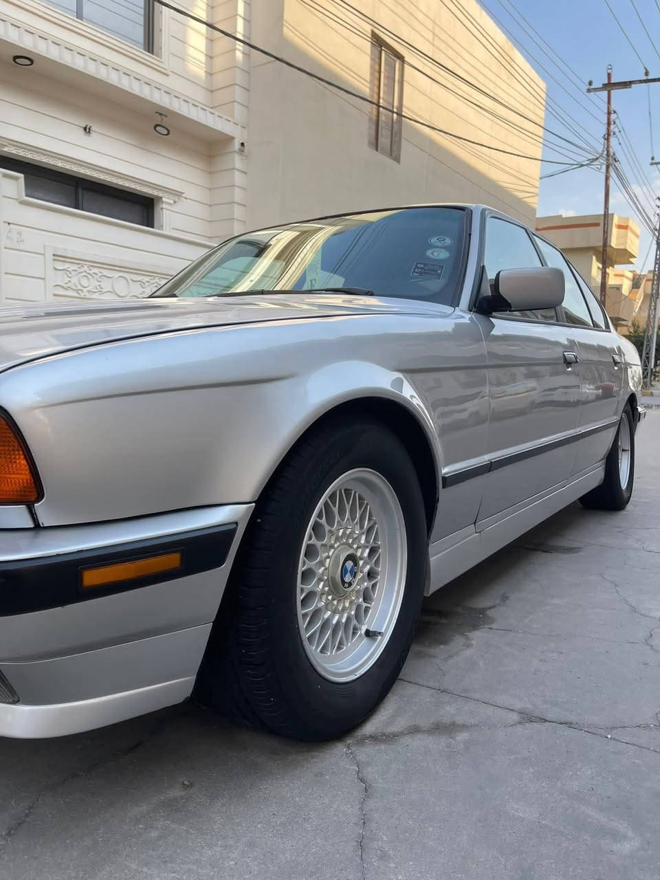 للبيع
السلام عليكم
 

‏مكان السيارة ديالئ  خانغين ناحيه السعديه

***********

بي أم BMW

سيارة حجم اصل 525 

موديل 1993

سيارة صبغ عام فقط للجمالية 

اللون سلفرر

مواصفات السيارة

‏ سقف سلايت

‏سيارة حلوو

أربع جامات كهربائي 

مرايات كهربائي

تخم تايرات ويل خلايا

سيارةًمقفولة 

صدر خلفية امامي كلشي حدادية جديد 

سيارة وضع ابلاد

شرط التحويل ثاني يوم 

سنوية ساقطه 2023

غرفه جلد اسود

كيرر او مكينه شررط
اترايك وين متريد 

لتعلقلي الشراي هاذ رقمي او يتصل والرزق علا الله
