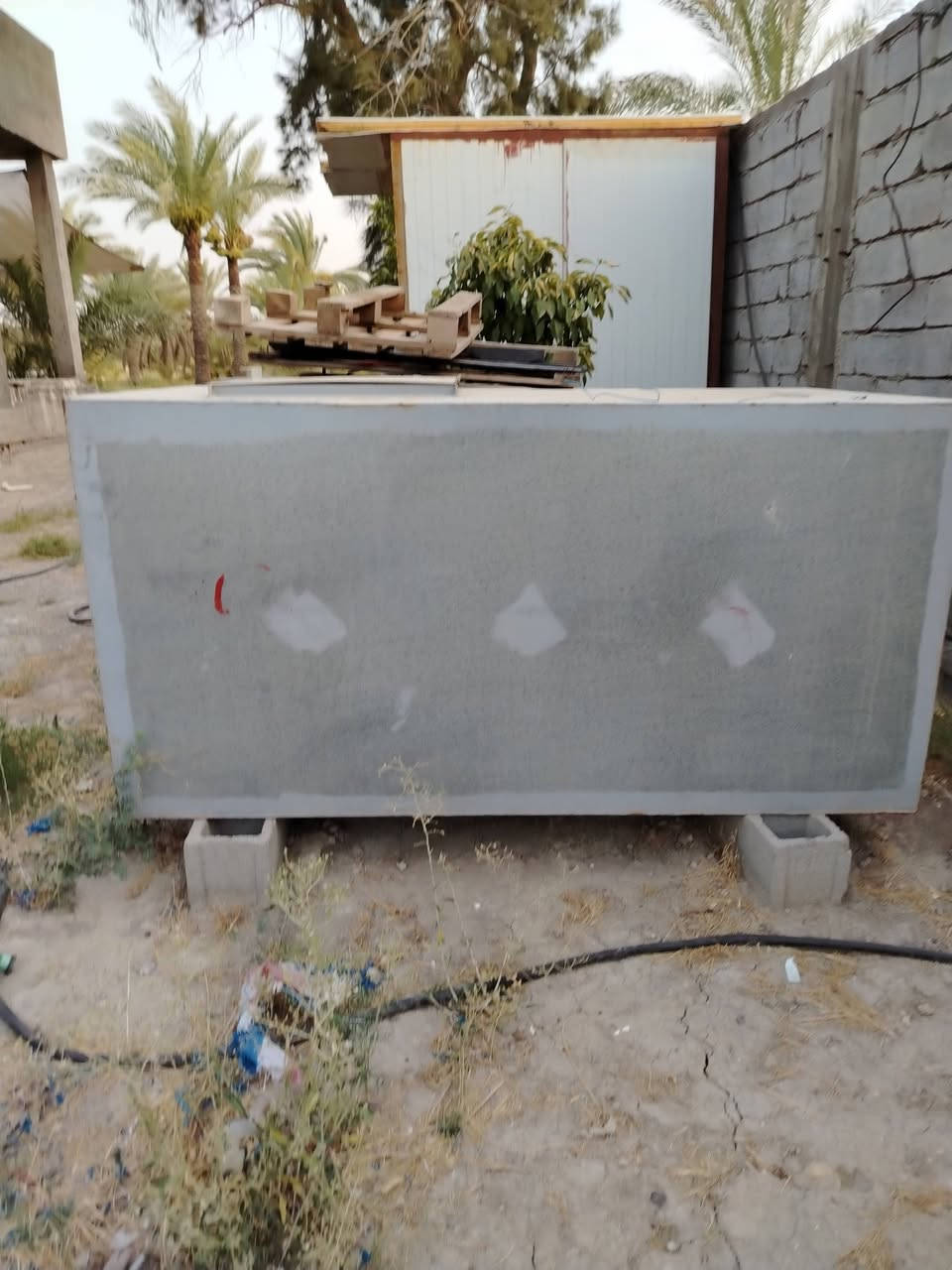 السلام عليكم
للبيع خزانات كاز عدد ٣ أبو ٢٠٠٠ لتر حديد مغلون ثقيل عمل توصا جديد فقط مفحوص بالماء المكان بغداد للاستفسار *********** موجود واتساب
