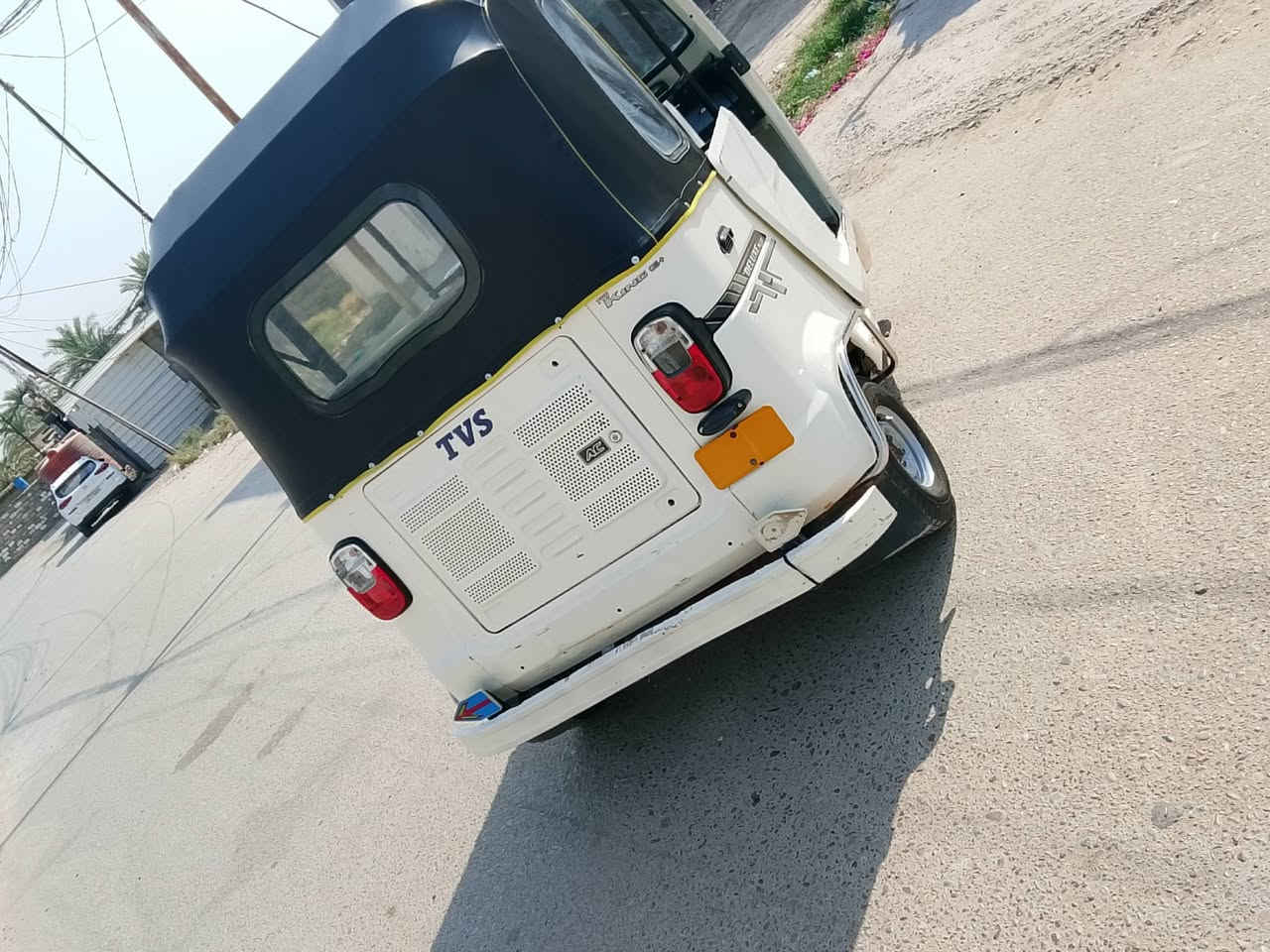 تكتك موديل 21/9/27 محسوبة على ال22 اوراق محرك خير من الله عارضهة ابستة ملايين وبيهة مجال حك الجية مكاني المحمودية _اللطيفية .‏‪***********‬/
***********
