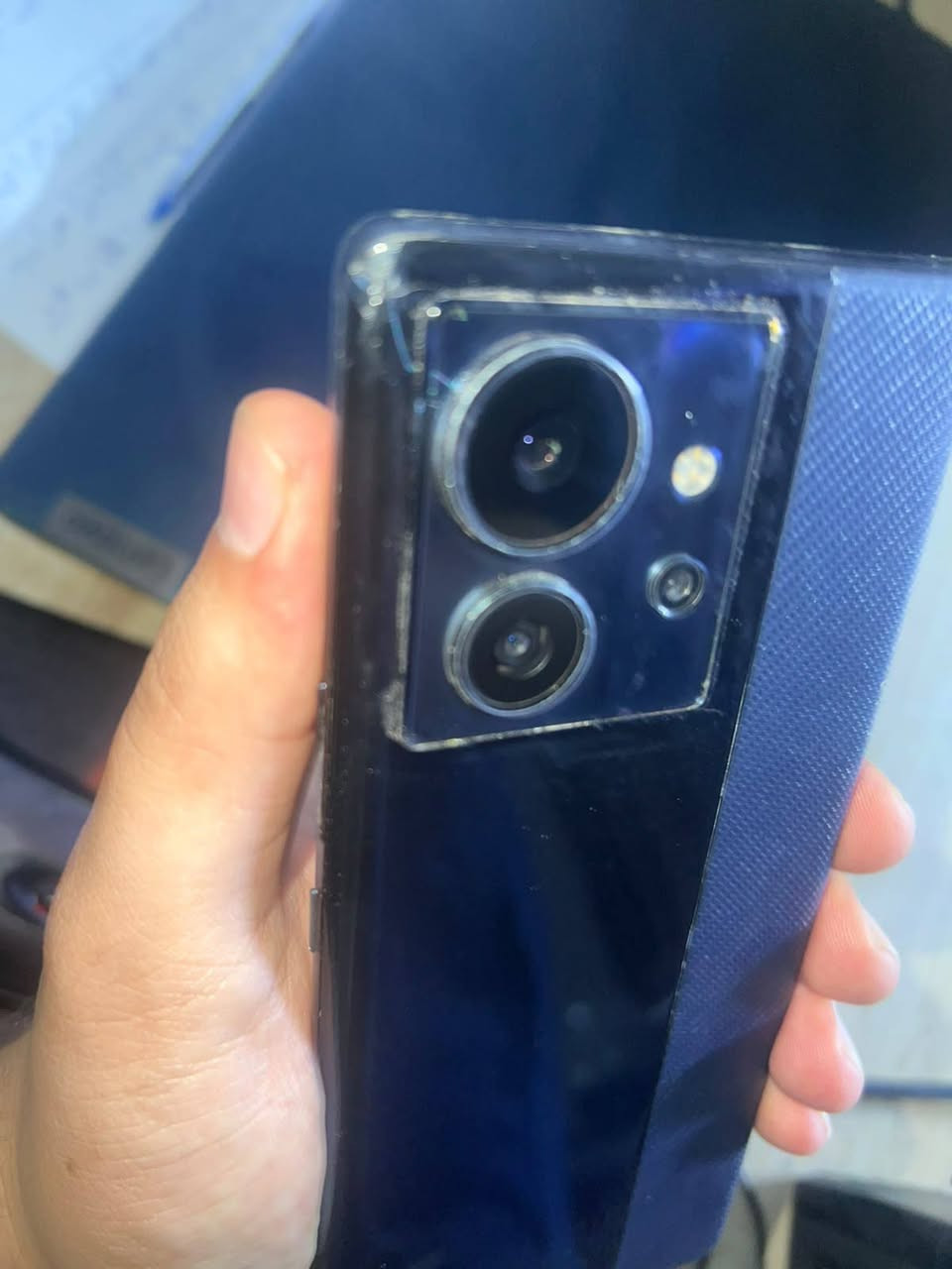 INFINIX ZERO ULTRA 
السلام عليكم تلفون للبيع Infinix ZERO ULTRA 
معروفة مواصافته ذ256 نظافة 90 بي فطر صغير مثل ما موضح بالصورة للبيع او مراوس مكاني بغداد الكريعات 
السعر 200 بي مجال بسيط مكاني الكريعات 
***********
