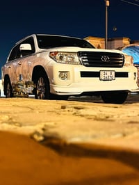 لاندكروزر GXR V8 • مصفحة • ٢٠١٣