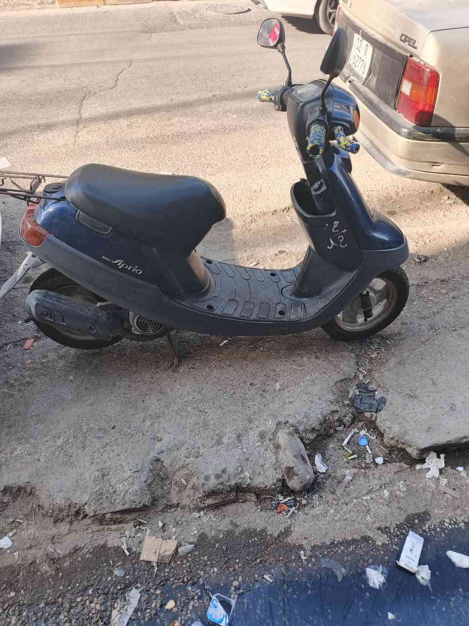 ماطور بوتين للبيع ما مرقم السعر 350 وبي مجال شرط نضيف ما مفتوح مكان يم ابو عزت المضمد  ***********

