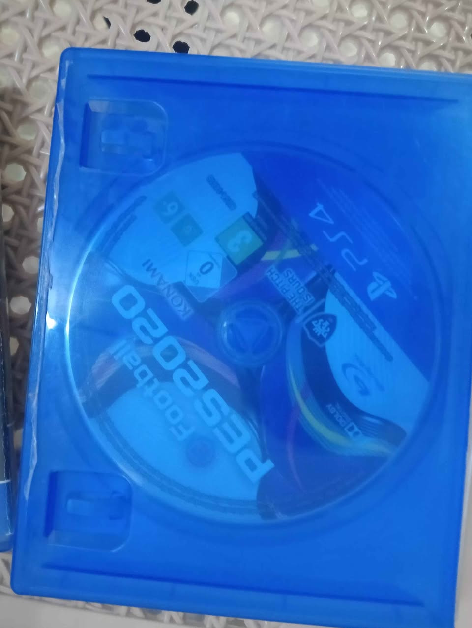 Ps5 بێ بۆکس
Hyperx cloud 2 wired لەگەڵ بۆکس و شتی ئۆریحیناڵ 
1 controller
4 CD 1.minecraft 2.cod mw1 2019 3.battlefield 5 4.pes2020
مەعامەلەش هەیە و گەیاندن هەیە بۆ هەموو ئێراق
تێل *********** حلبجة, السليمانية
