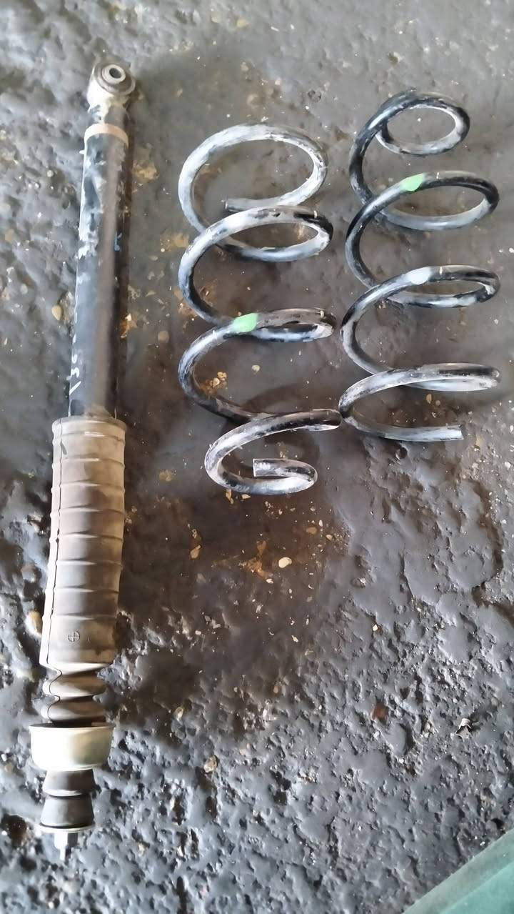 سلام عليكم تك دبل خلبفي نسان سني وزوج الويات وهاوزن كامل مال كصه مديل 2025  موجود واتساب ***********

