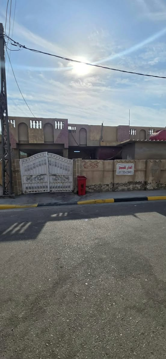 قضاء العزيزية • ٢٥٠م • بناء ٢٠٠