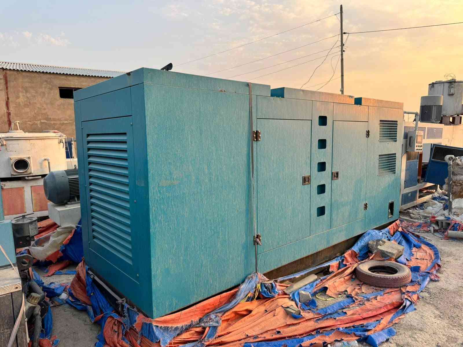 معمل PVC شبه متكامل • ٤ خطوط إنتاج • جنريتر ٥٠٠KVA