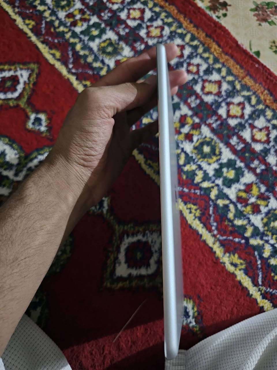 ايباد للبيع Air من شركة أبل
ذاكره 32
عنوان البصره الهارثه مفرق سيد طاهر 
نضافه شوفت عيونكم
الرقم موبايل ***********
الرقم موبايل ***********
