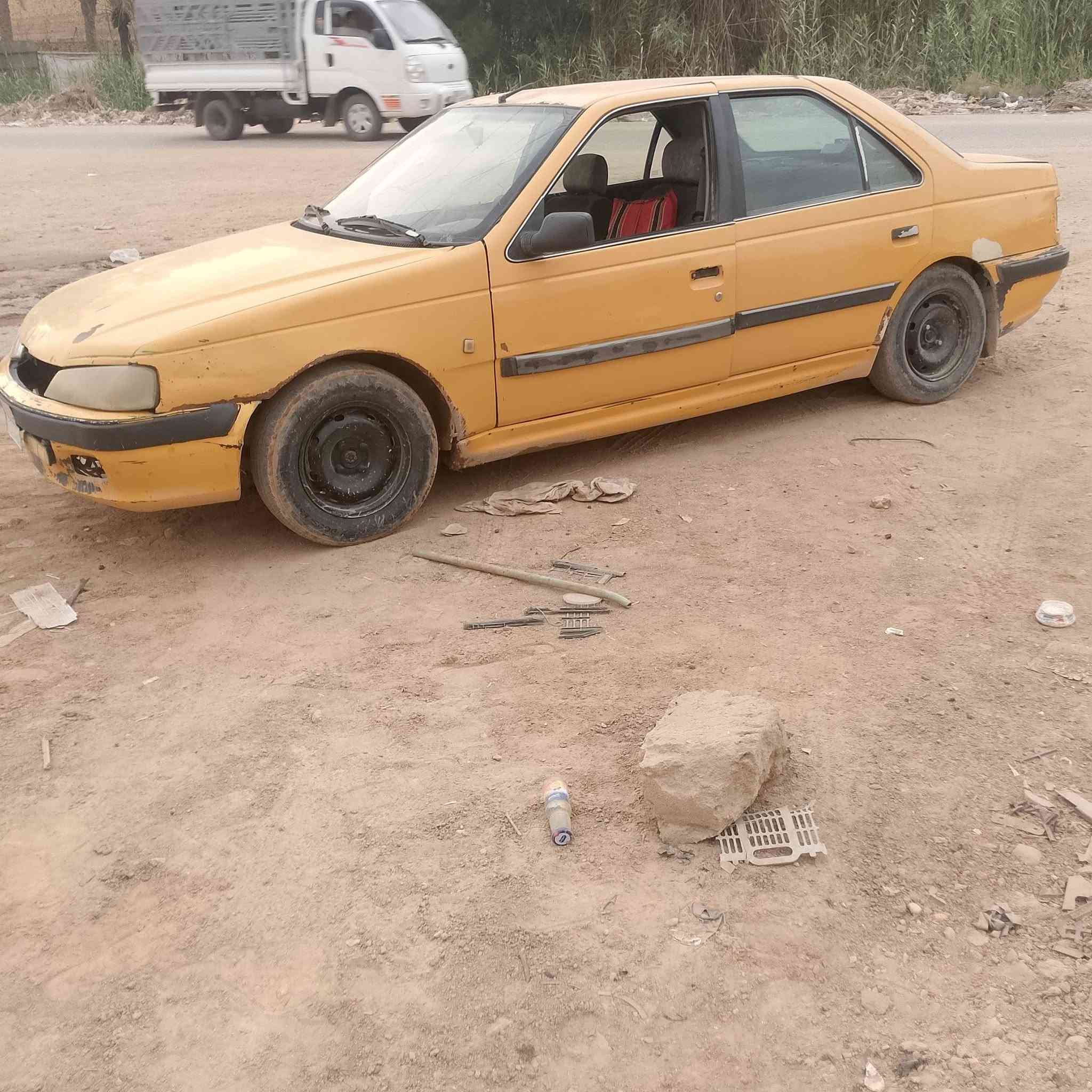 بيجو بارس • ٢٠١١ • مكينه للبيع