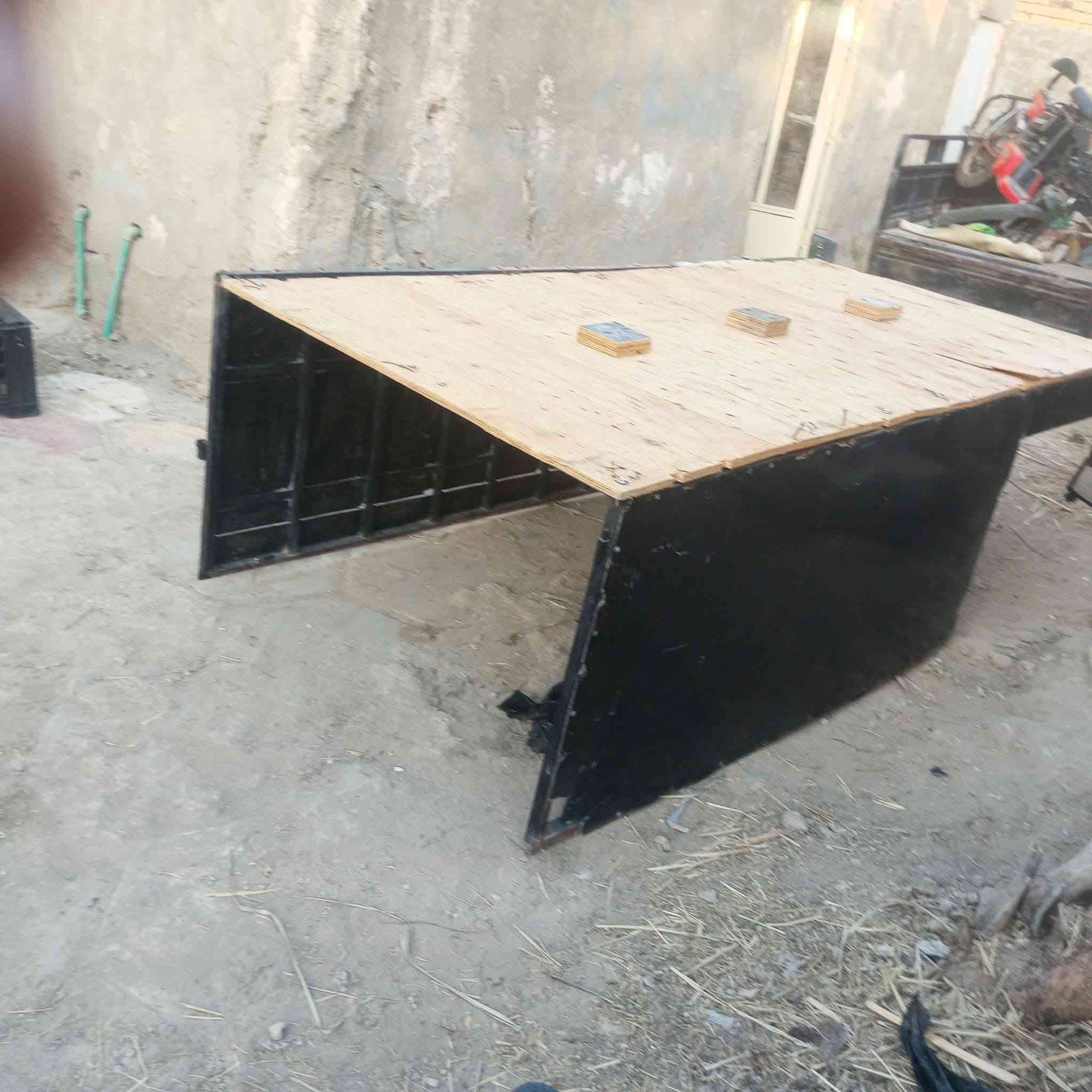 محجر لبيع لسعر 35الف
رقم***********
