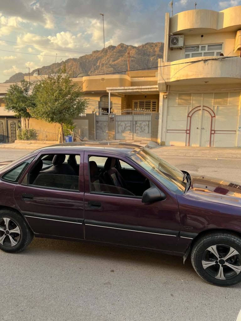 بە ناوی خوای گەورە  ئۆپل مۆدیل 1990 ئارم ئلاستیک سلیمانی مەکینە 18 بەشەرتی ئارمو ئەوەلیاد وتو خرامە کامە کورەکراوە لەسەر ساغ گیر مەکینە بەشەرت زۆر جوان ماوەتەوە  سحری گونجاوە  ناونیشان ڕانیە  ژمارەی خاوەنەکی ـ*********** رانية, السليمانية
