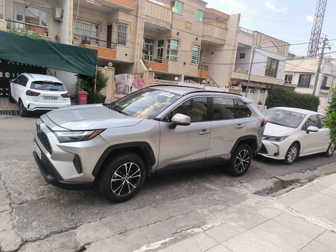 راف4 XLE • ٢٠٢٣ • ليد