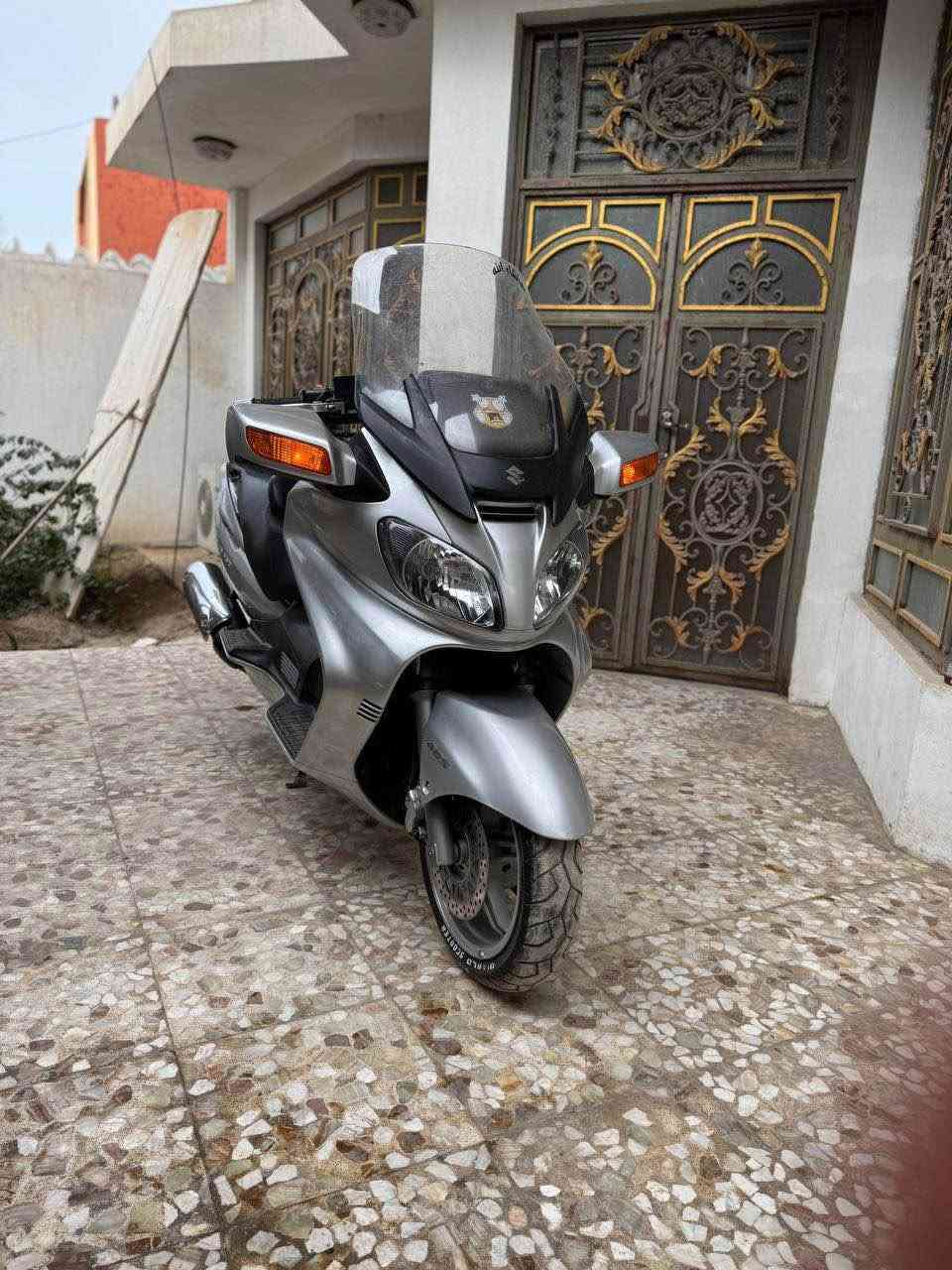 سكاي ويف فول Lx 
دراجه نضيفه اي نقص مابيه 
السعر عشرين ورقه وبيه مجال العنوان كربلاء استفسار فقط على الرقم *********** كربلاء, العراق
