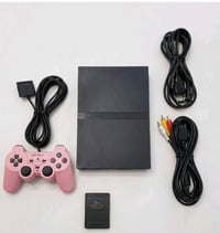 بلي 2 للبيع سعره 50 سعر مناسب جدا كامل ملحقات ماعدا فلاش مابي رقمي  او...