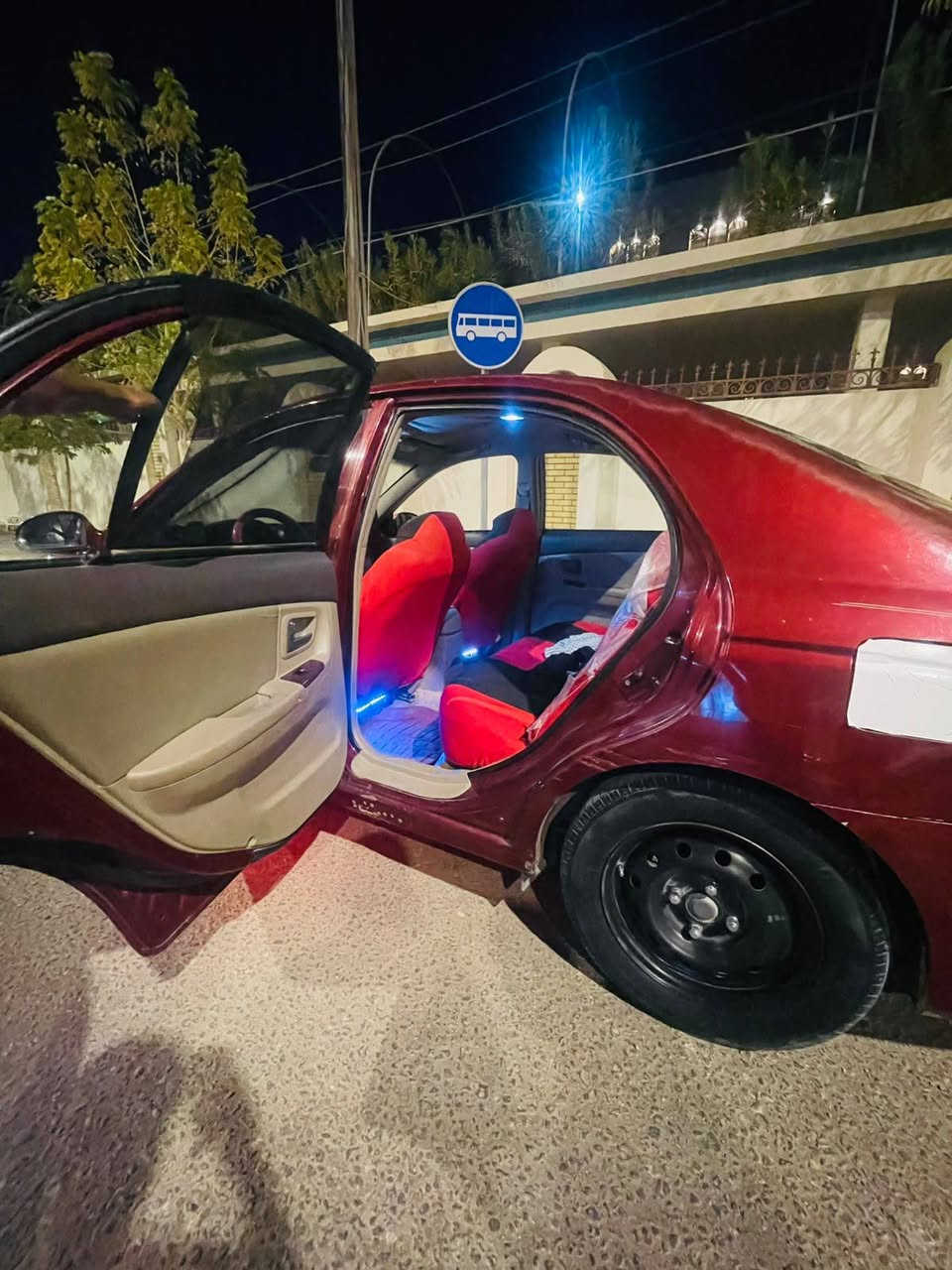 السلام عليكم 
لبيع كيا سبكترا 2007 مكينه 2000 تبريد حداديه تخم تاير المكينه بيه تنقيص  متواجد علئ الفيس رقمي السعر 65 ورقه
***********
