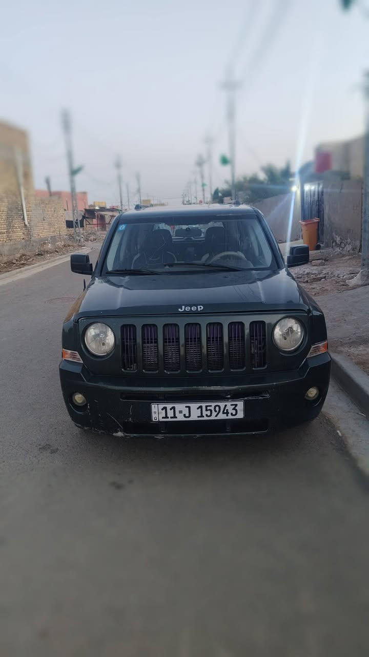 جيب باتريوت موديل 2008 مكينه وكير مكفولات تبريد شغال طخم تاير باتري + مشط ستيرن + راديتر جدد سياره بأسمي 60 وبيها مجال حك الجيه الرقم ***********
