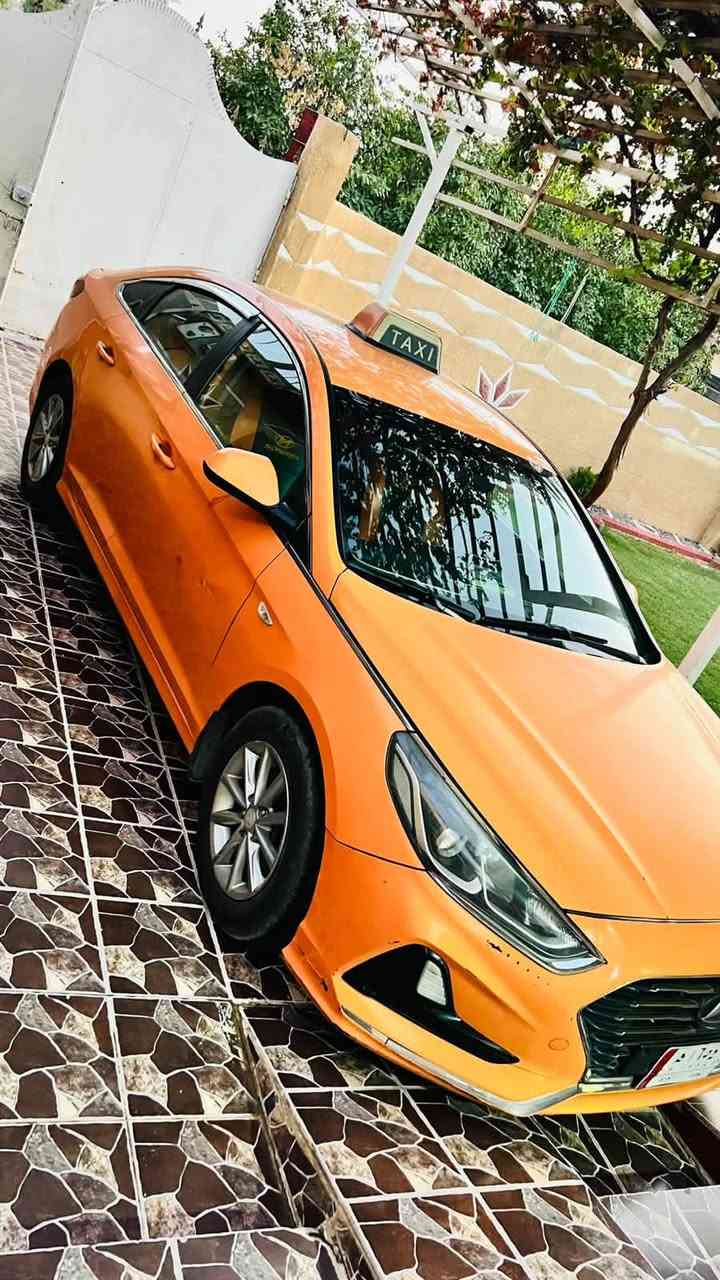 🚘 سوناتا 2020 برتقاليه – تكسي كوري بلادي
🔸 الضربة بالبنيد فقط
🔸 البنيد مبدل
🔸 العداد واقف من يوم أخذتها
🔸 المحرك والكير خير من الله، شغل ممتاز
🔸 السيارة حلوة ومريحة بالشارع
🔸 السياره موجوده للفحص

📍 اللي جاد بالشراء يتفضل يشوف السيارة ويفحصها بنفسه.

💰 السعر: 135
*********** واتساب
