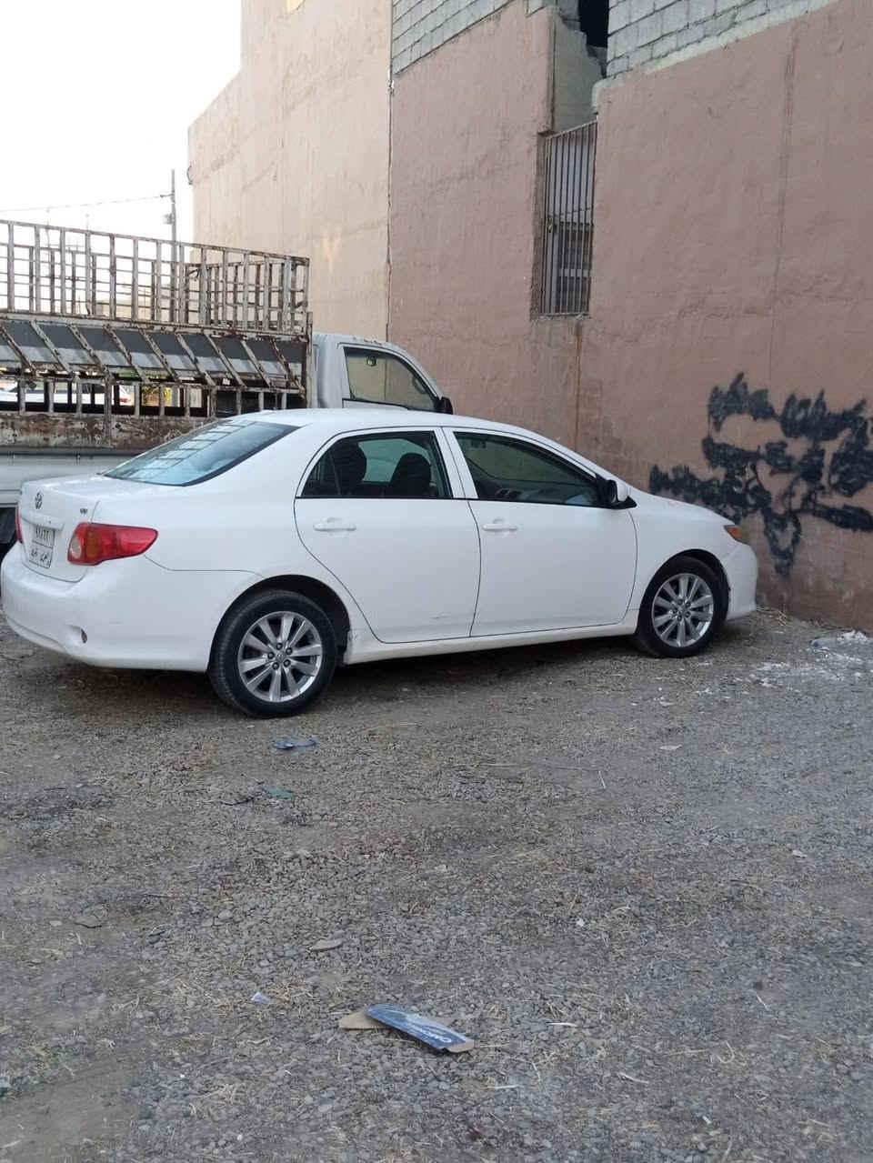 بيكاجو امريكي 
موديل 2010
بدون صبغ وتبديل 
كير ومحرك شرط 
عنوان سميل للتواصل
***********
