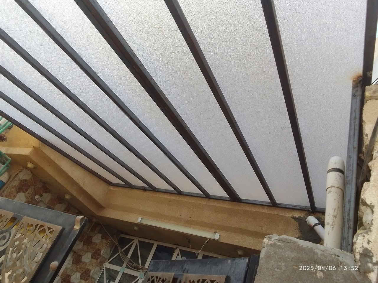 🔨 حداد متنقل كربلاء 🔨
📞 ***********

نص مكتوب في الصور:
- 2025/12/21 14:23
- 2025/04/06 13:52