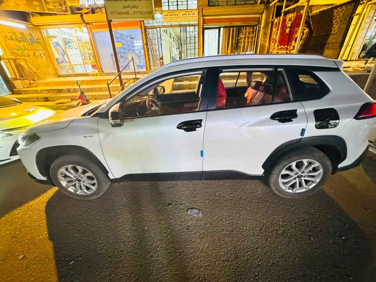 سياره كورلا فرونت لندر ٢٠٢٥ للبيع مواصفات السياره 
اauto stop 
هاند بريك كهرباء 
هايبرد السياره 
رادار امامي 
تحكمات ستيرن 
ثلاث انضمه للقياده 
مري شفط كهرباء 
جنطه كهرباء 
اناره لد محيطيه 
مثبت سرعه 
دخول ذكي للسياره 
كامرات ٣٦٠ 
شاشه كبيره تتدعم apple car play
منافذ للشحن تايبسي 
تبريد قطعتين مناخين منفصل 
سياره نضيفه كلش عداد المسافه ٣٩km وقابل للزياده 
سياره اقتصاديه كلش وبعدها زيروا 
السعر هو ١٨٩$ بيها مجال بسيط 
التواصل على الفيس او رقمي على الواتساب ***********
موقع السياره مجمع بسمايه
