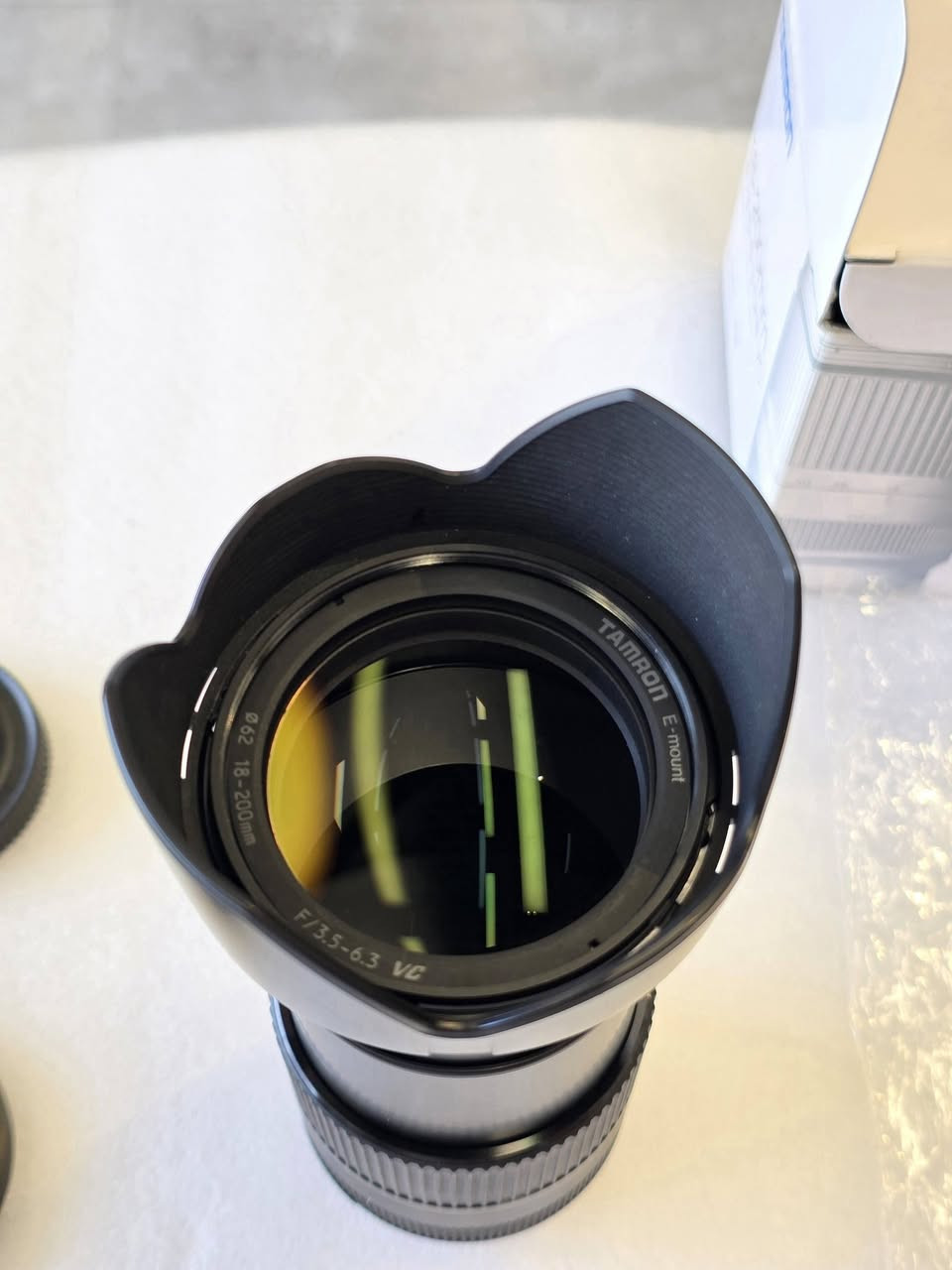 للبيع عدسة Tamron 18-200 للسوني

