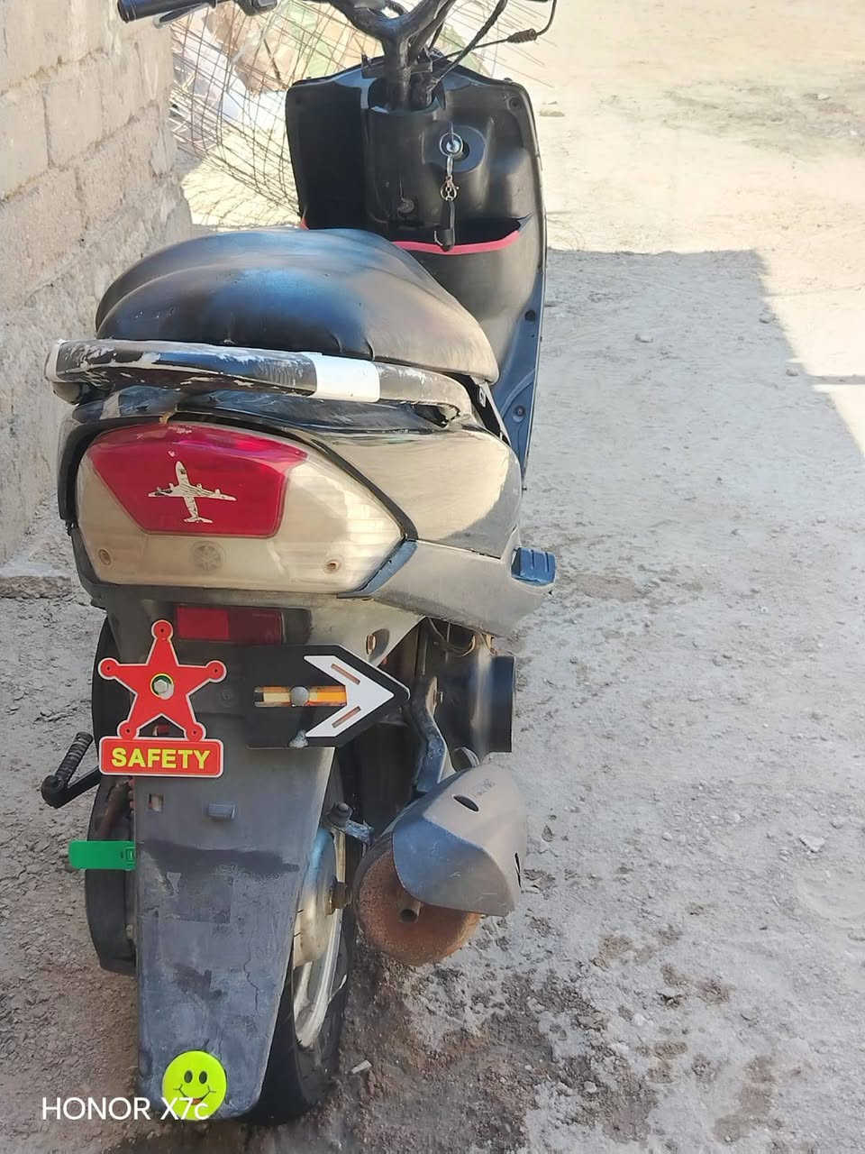 سلام عليكم دراجه ماكس عدله جاهزه من كلشي كهربائات وتواير جدد نضيفه الدراجه مكاني سوق ااشيوخ وهذا رقمي وبي واتساب ***********

