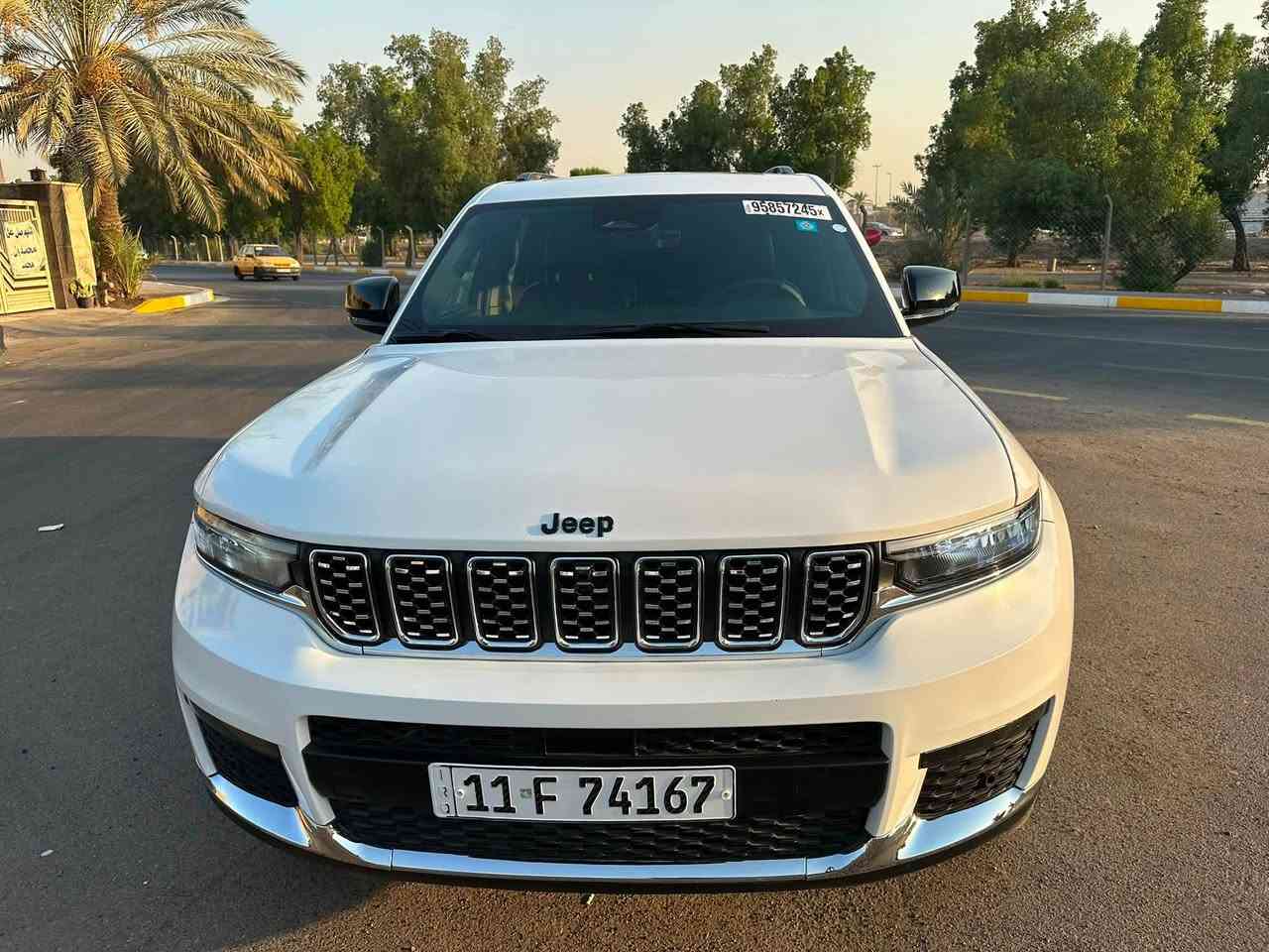 سلام عليكم جيب بلاك توب مديل ٢٥ سبعه راكب ماشيه ٧الف ميل كتاب شهداء بسمي 
وحادثها كما موضح بل صور
رقم للستفسار ***********
السعر ٢٧٠

