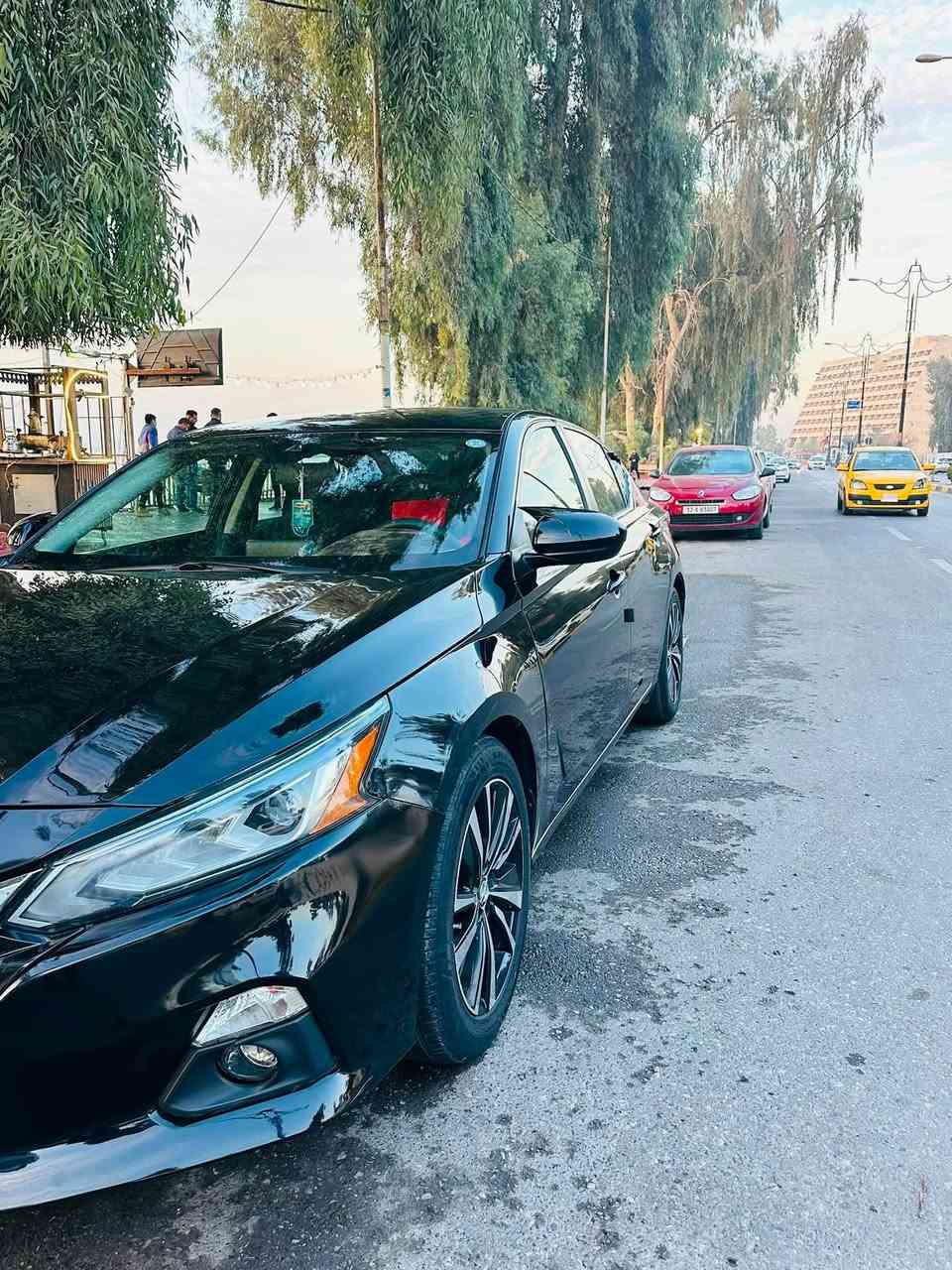 التيما 2020 SR للبيع
فول مواصفات باستثناء فتحة السقف 
ضرر  جاملغ جهة السائق حادثها بامريكا بدون اي دواخل 
ضرر داخل العراق نصف الجاملغ الخلفي بدون دواخل شرط السونار 
محرك وكير شرط ما مفتوح 
سيارة بأسمي وبيها كوبون بانزين 
السعر 145 وبيها مجال بسيط 
الاتصال على رقم الهاتف ***********
