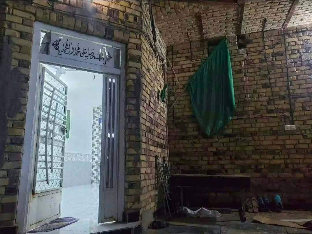 سلام عليكم
بيت للبيع طابو زراعي زراعي حي الجامعه مساحه 200م مشمول بالتطويب مرقم يحتوي على 2 غرف صالة مطبخ استقبال صحيات داخليه وخارج وكراج سياره مرتفع عن الشارع العنوان حي الجامعه نهاية شارع 20 للاستفسار اتصال‏‪  

***********

