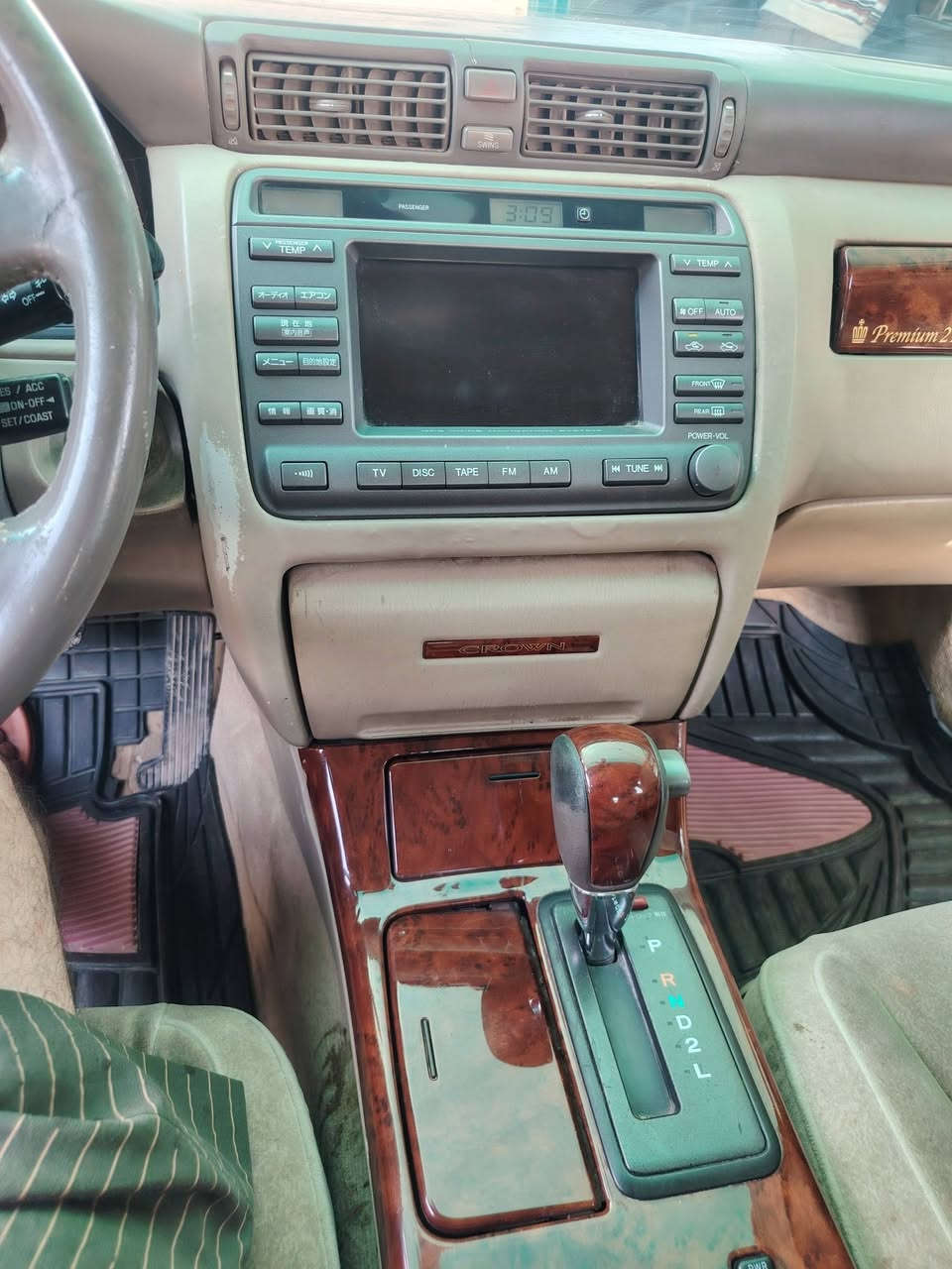 ملكه للبيع دكمتين مكينه vvt ***********
