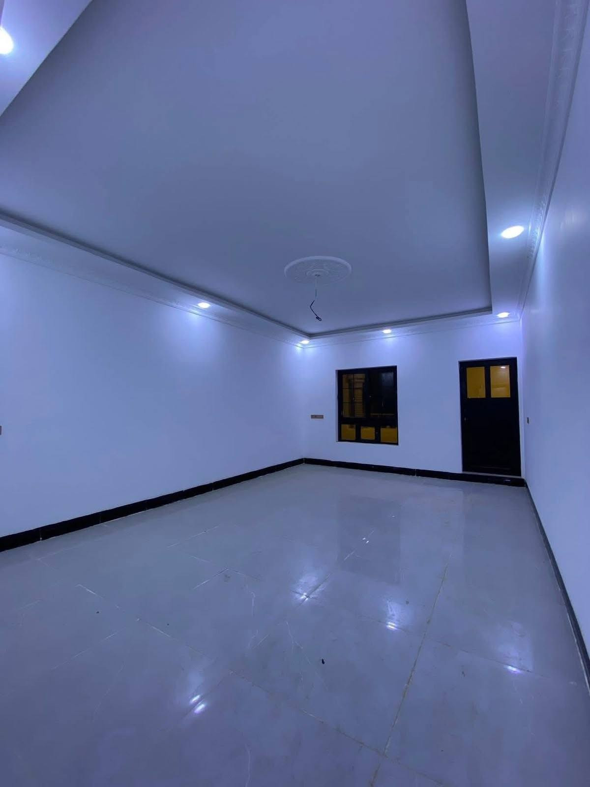 تكريت القادسية • ٣٠٠م • ٤ غرف