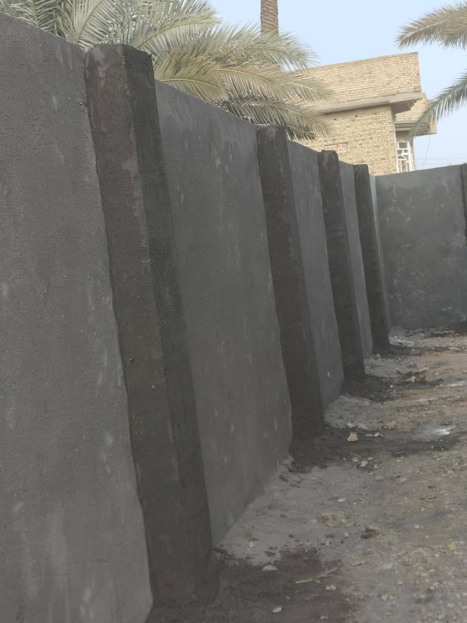 السلام عليكم خلفه لباخ متفرغ حالين جص وسمنت سقل جراره لط نثر تقطيع شغل درجه اول عملنا مكطوعه او متر ***********
