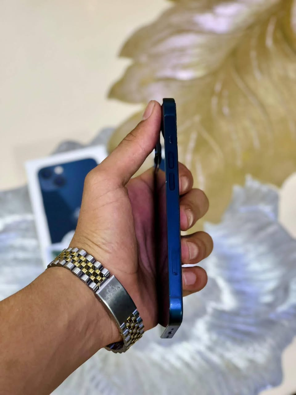 📱 آيفون 13 عادي للبيع
🔵 اللون: أزرق
💾 الذاكرة: 128CB
🔋 البطارية: 80%
🔷 تك سيم 
✨ جهاز نظيف جداً — وضع شركة
❌ لا مفتوح
❌ لا مصدوم
❌ لا بيه جرح ولا شي 
📦 الكارتون موجود وياه
اني بيدي فتحتو من باكيت 
📍 الموقع: الموصل
📞 للاستفسار والاتصال: ***********
💬 بي واتساب رقم 
شرط الفحص وين ما يعجبك 🤝
