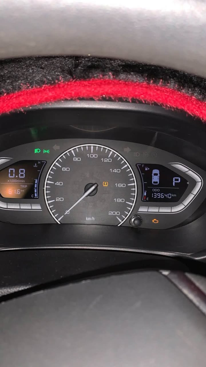 السلام عليكم ورحمة الله وبركاته
سياره شانجان. نوع Lسفن 

لون السياره /احمر 🚘🚨 

السياره نضيفه. 

السياره  بي فتحه

سياره نضيفه  الموديل : 2020

 ماشية تقريبًا ١٣٩ ألف و٦٤٠ كيلومتر 

سياره من ناحيه تبريد ماشاءالله 

ونضافه سياره كشنات جلد 

مواصفات فول سويج 

سياره عيبه فقط ضربه بل جاملغ الأمامي من جهه السايق ومصلحه عل بارد 

السياره سعره 90 ورقه. اني دافع 55ورقه   وباقي عليه 35ورقه. 

تنطيني 55ورقه اليه. ويبقه عليك 35ورقه تتدفعه للشركه  كل شهر ورقتين ونص. 

وسياره بعده بداخل ضمان. 

عنوان / بغداد . حي عامل  

 للتواصل   عل مازنجر او عل رقم واتساب  

‭***********‬ورجاءً الي ميشتري لحد يكسر بل  سياره
