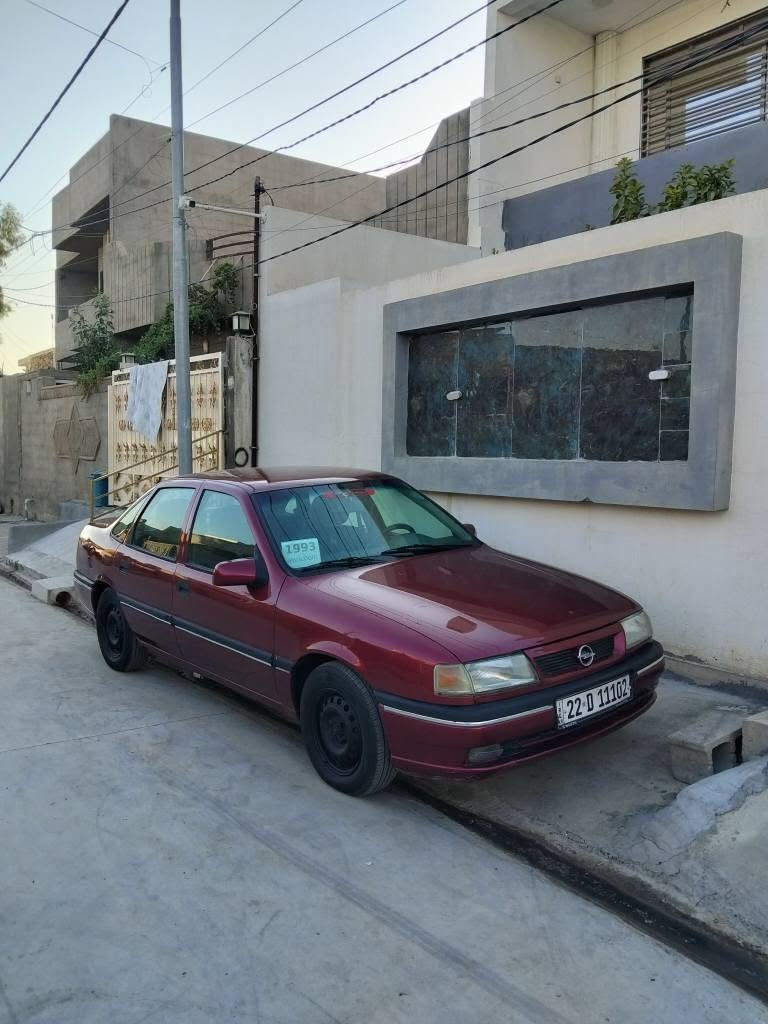 للبيع موديل 1993 وارد ياباني حجم محرك 20اوتمتيك كير محرك بل شراط سيارة مصبوغ جماليه موصفات فول معد سلايت *********** سعر 47 بيه مجال كركوك, العراق
