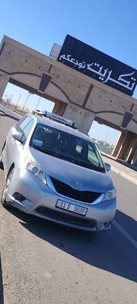 تيوتا سينا • ٢٠١١ • محرك ٣٥٠٠