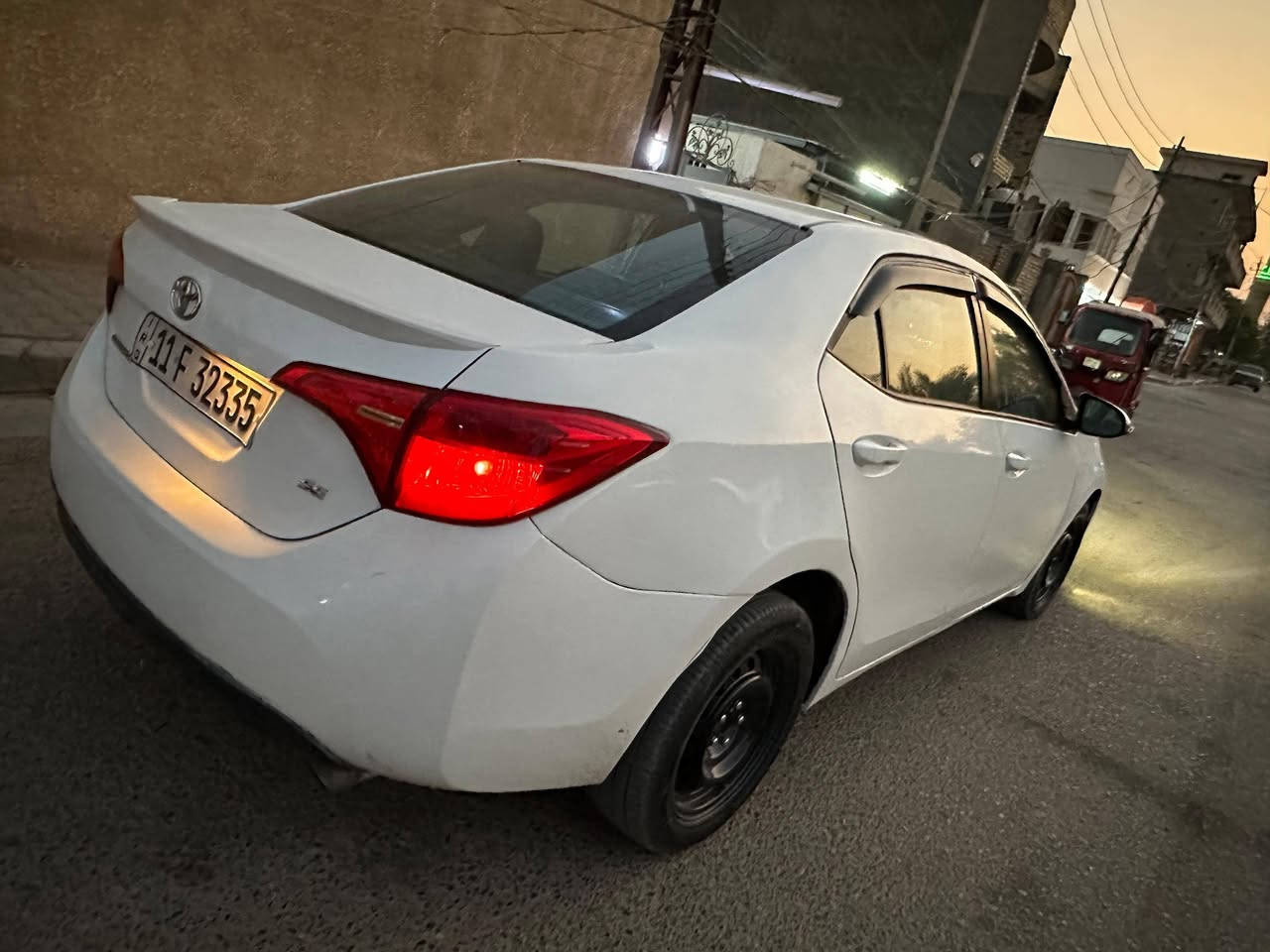 كورلا 2018 مواصفات SE حادثه جاملغ خلفي وبابين بدون ايرباك ماشيه 136 مكينه وكير مكفولات محرك 1800 سياره جاهزه بدون نقص رقم بغداد باسمي مكاني بغداد المحموديه سعر 120 وبيها مجال قليل
***********
