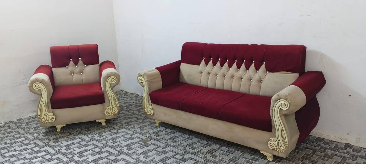 السلام عليكم 
تخم 8مقاعد للبيع نضيف جدا كل ضرر ما بي  السعر 175 قفل  المكان كربلاء حي العامل ويوجد توصيل للاستفسار ***********
