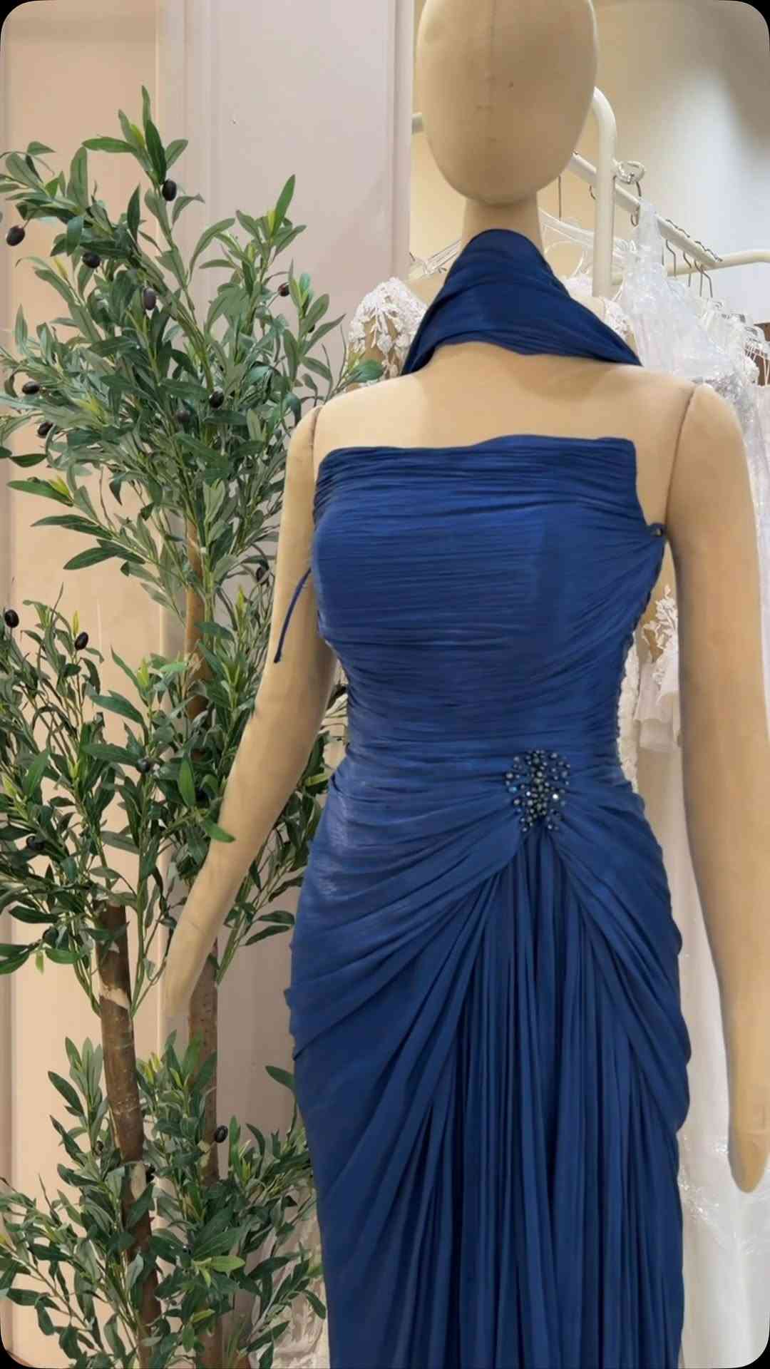 فستان • يوم العمر • الديوانية العروبة