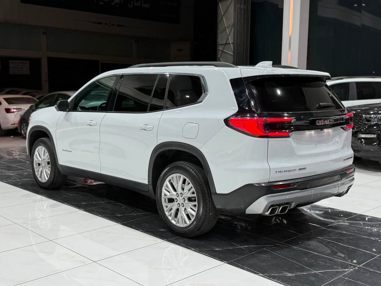 𝑮𝑴𝑪  𝑨𝑪𝑨𝑫𝑰𝑨  𝑬𝑳𝑬𝑽𝑨𝑻𝑰𝑶𝑵  𝑨𝑾𝑫
موديل  2024
‏4x4 دبل اكسل
٧ راكب
بصمة
تشغيل عن بعد
رادار أمامي و خلفي وجانبي 
نظام كاميرا 360
داتا شو
كشن تدفئة
ستيرن تدفئة
ستيرن شفت كهربائي
شحن ايفون واير ليس
صندوق شفت Auto
بريك بصمة Auto 
سيارة فقط صندوق صبغ
مسافة 28,000 𝑴𝒊𝒍𝒆𝒔
ايرباكات سليم %💯
سيارة موجود اربيل

رقم ☎️ 

اسيا ***********
كورك ***********

رقم شاصي

1GKENNKS1RJ201758

#𝑨𝑪𝑨𝑫𝑰𝑨 #𝑮𝑴𝑪
