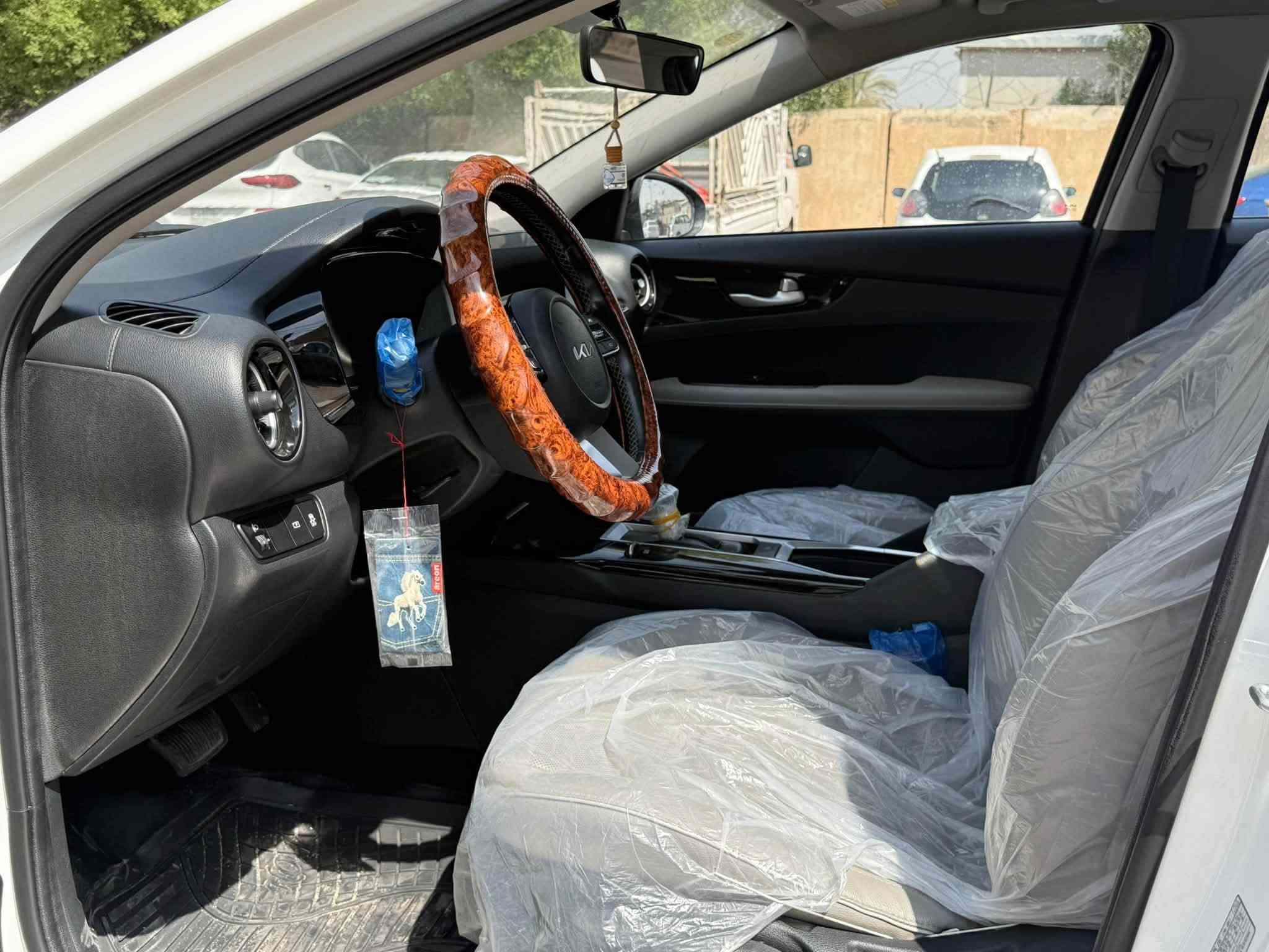 كيا k3 مديل 2022 الرقم الجديد 
كفالة عامة من البارد 
السيارة بحالة الشركة نظيفة كلش استخدام شخصي 
تحويل وكالة مجاني 
المكان نجف 
‭***********‬
