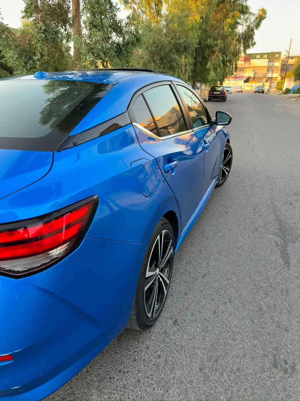Nisaan sentra SR2023
Blue metalli
1-فتحة سقف
2-نقط عمياء
3-رادار أمامي خلفي
4-كاميرات360درجة
6-تدفئة مقاعد للسائق والراكب+تدفئة استيرن
7-مقعد كهربائي
8-مقاعد جلد
9-تبريد بيانو
10-شاشة العداد كبيرة+شاشة المسجل
11-نظام صوتي من شركةBose
12-دوسات وويل رياضي بلادي 
ماشية 19mi
(السعر143$ )
للتواصل***********
رقم أربيل هزة فحص سنوية كلها جديد وبأسمي ثاني يوم تحويل 
بعد بيها اكثير مواصفات 
.............................................................
السيارة حادثها مرفق بالمنشور بجهة الايت اليسار وشوية من حافة البوند الضرر بسيط حيل بدون دواخل نهائياً وموجود صور الحادث بالمنشور والسيارة جداً نظيفة وجديدة وبالعافية للياخذها
