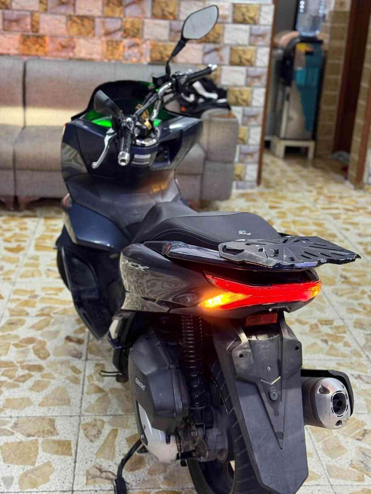 بي سي اكس • جيل الرابع • ١٦٠