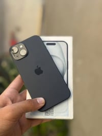 ايفون١٥ عادي ذاكره ١٢٨ جهاز ماستر نظيف كلش استخدام شخصي بطاريه ٨٥ لجها...