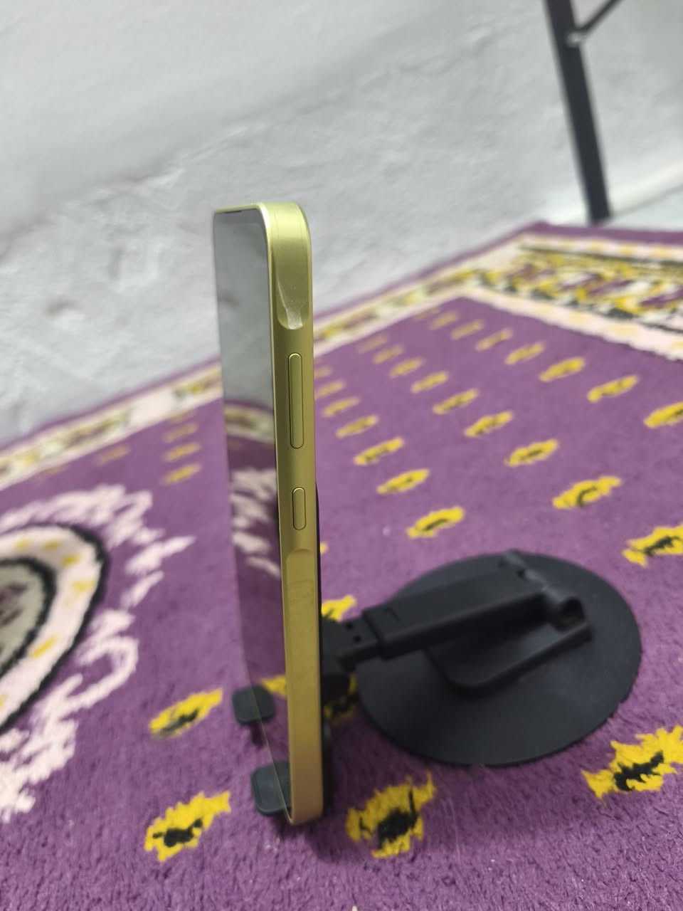 كلكسي A35 5G ذاكره 128 رام 8 
بلادي مامفتوح بدون ملحقات سعر 300 قفل 🔐 مكاني بغداد جسر ديالى قديم شراي خابر ***********
