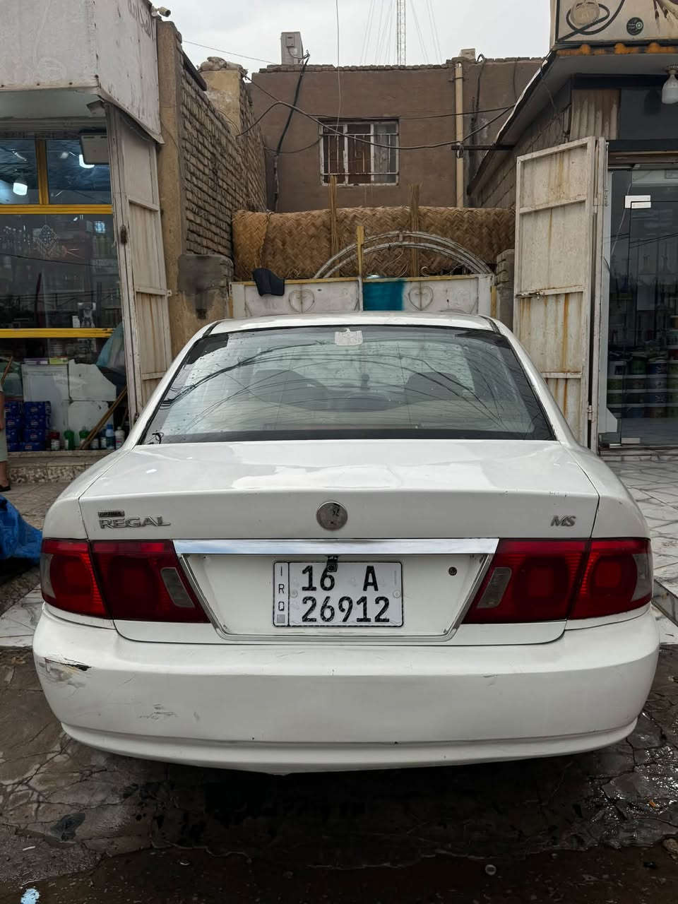 كيا اوبتيما موديل 2000
سياره جاهزه 
محرك كير 
محرك 4 سلندر حجم 2000
تخم تاير 
رقم انكليزي 
سنويه ل2030 
مصبوغه عام 
للاستفسار ***********
